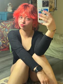 OnlyFans slut redhead Abby exposing her big booty in the mirror'