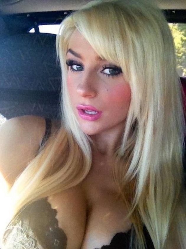 Sexxxstainedbrain - Big Tit Barbie Girl Bimbo Selfies picture 3 of 8