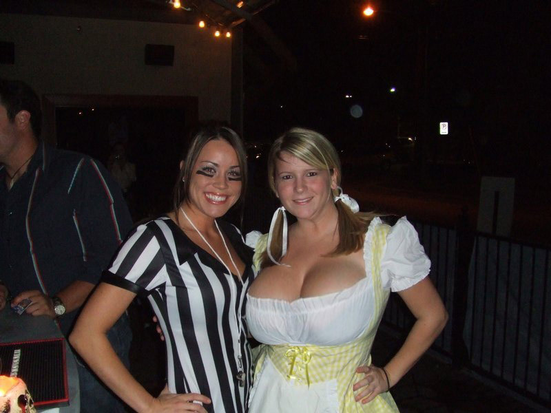 Pics Album From Huge Knockers On Regular Women (15 Pics) picture 12 of 15