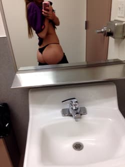 Images Collection Via Real Amateur Girl Ass (16 Images)'